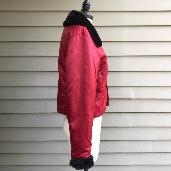 Danier Red Cropped ThemoLite Jacket Liner Bomber Black Faux Fur Collar Cuffs S/M - Picture 9 of 17